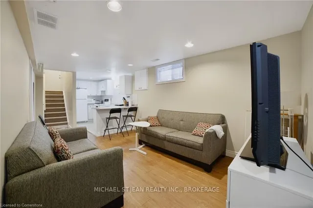 Additional image 6 of 39 Sterling St