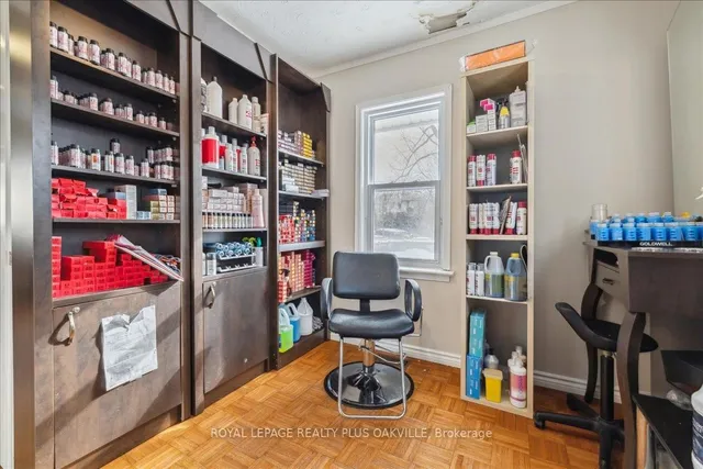 Additional image 12 of 294 Dundas St