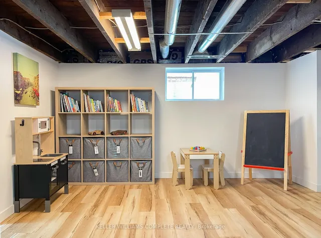 Additional image 40 of 124 Locke St