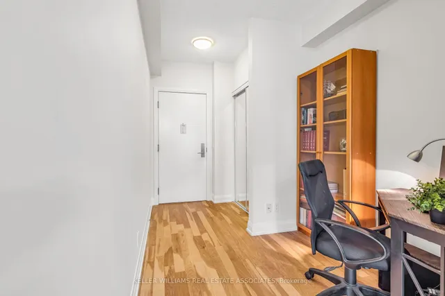 Additional image 9 of 56 Annie Craig Dr Unit 1504