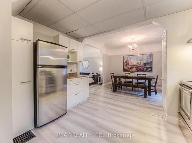 Additional image 20 of 19 Ellis Ave