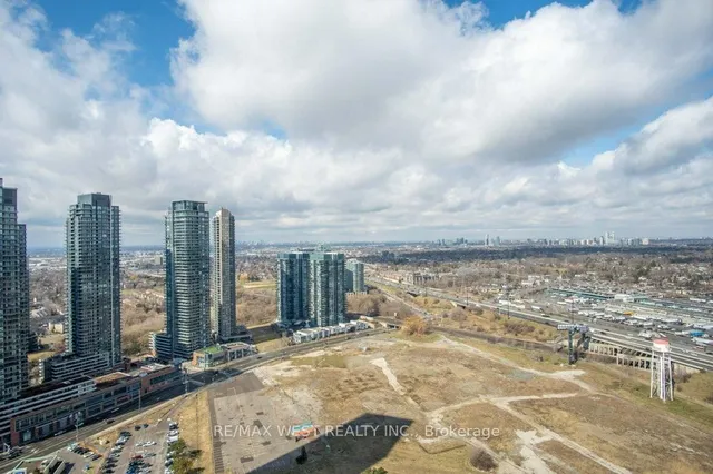 Additional image 28 of 70 Annie Craig Dr Unit 3602