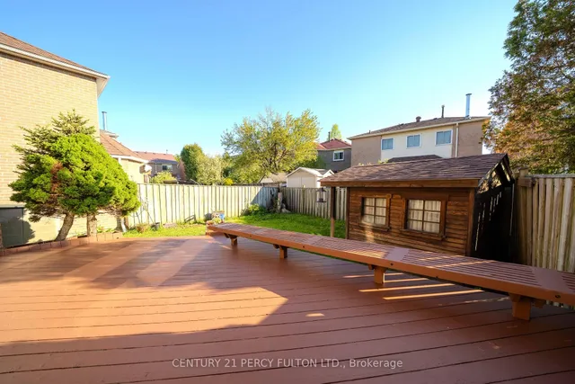 Additional image 33 of 45 Oak Knolls Cres