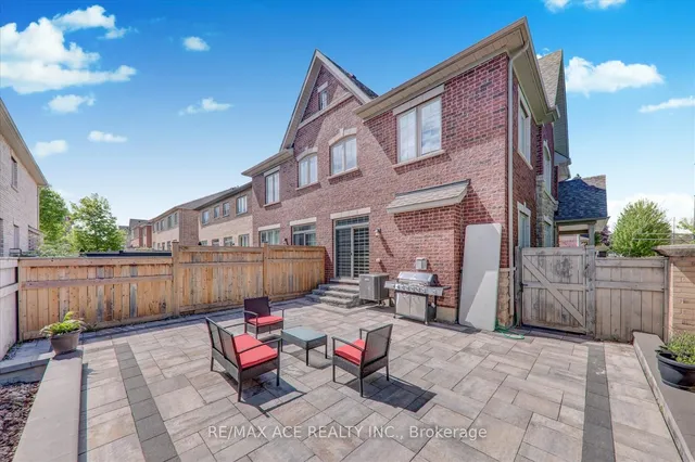 Additional image 39 of 1 Goldthread Terr