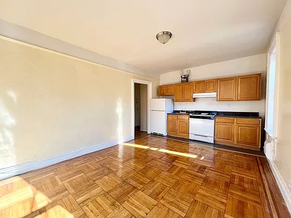10 Hillside Ave APT 3B, New York, NY 10040