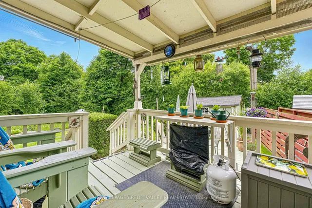 Additional image 28 of 74 Roseville Dr