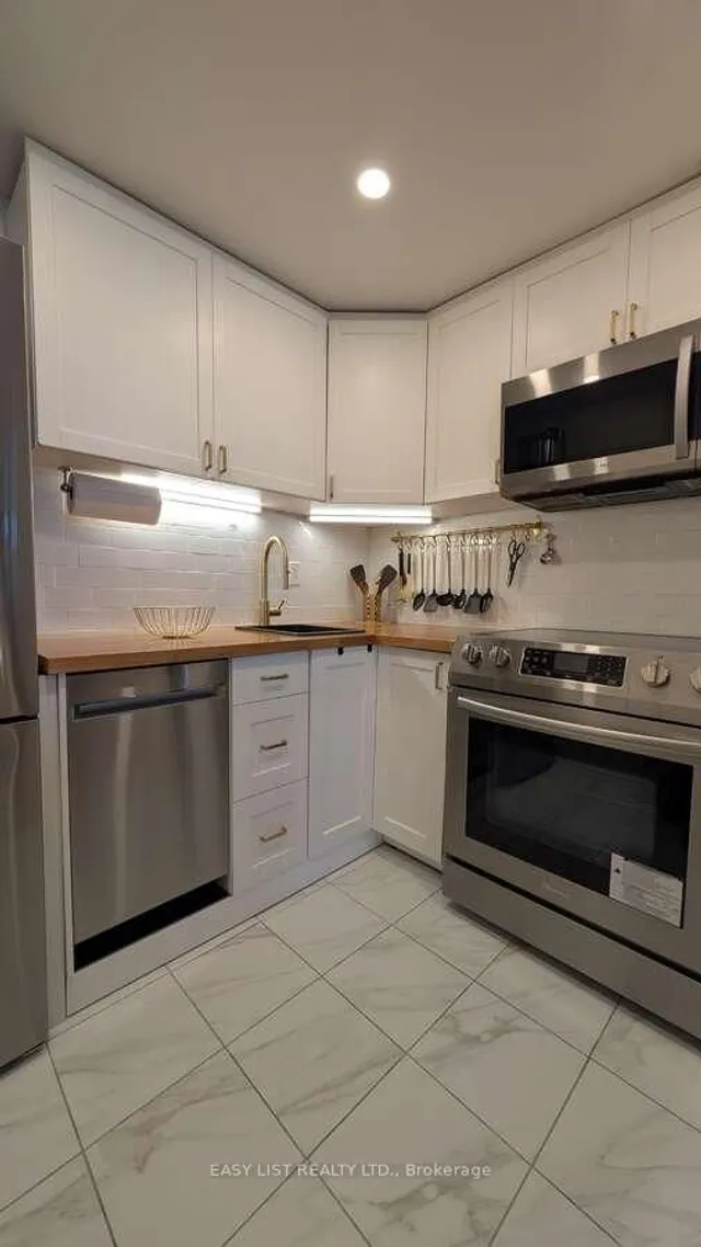 Additional image 20 of 117 Gerrard St Unit 903