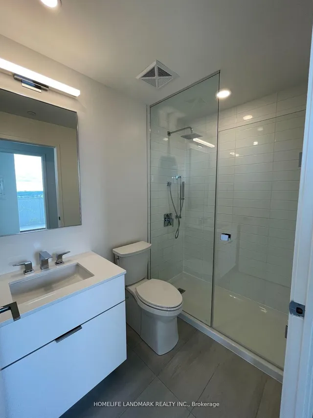 Additional image 9 of 20 Lombard St Unit 3703