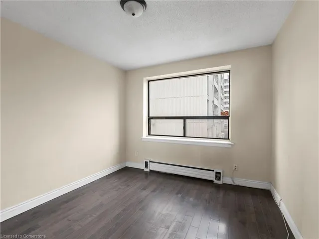 Additional image 11 of 295 Melvin Ave