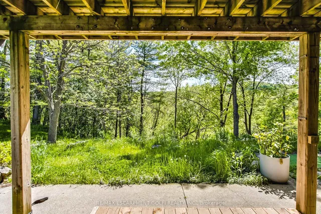 Additional image 27 of 932 OLD DUNDAS Rd