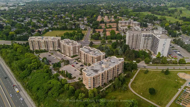 Additional image 39 of 2085 Amherst Heights Dr Unit 401