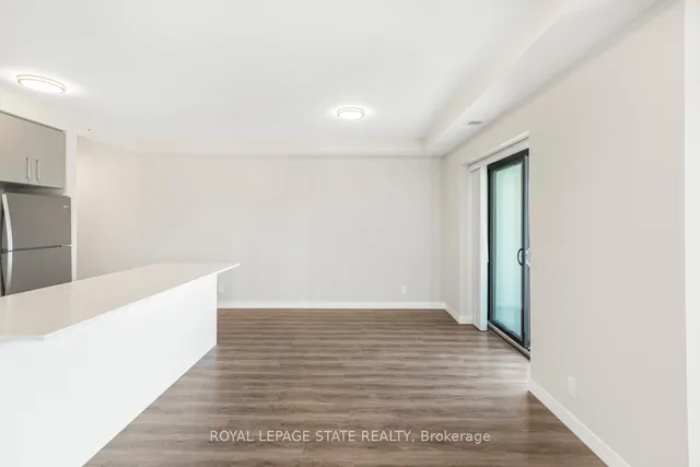 Additional image 10 of 15 Queen St Unit 707
