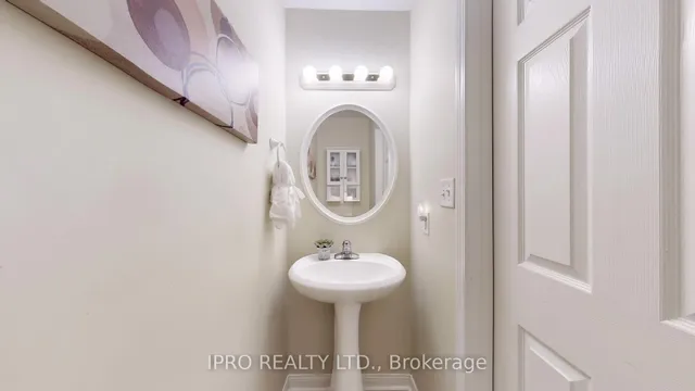 Additional image 23 of 35 Redcastle St