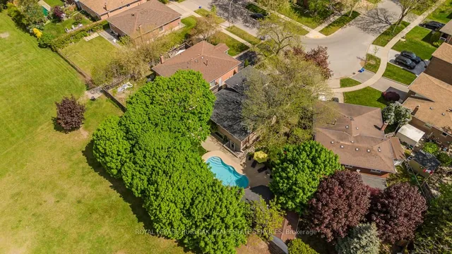 Additional image 44 of 1128 Dowland Cres