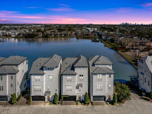 2110 Lakeshore Edge Dr, Houston, TX 77080