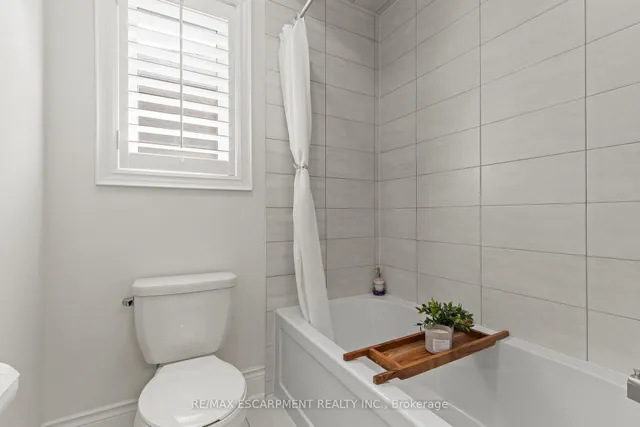 Additional image 23 of 263 Humphrey St