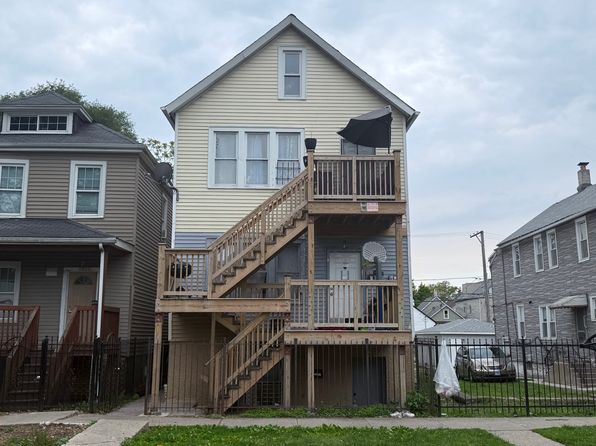 8822 S Exchange Ave, Chicago, IL 60617