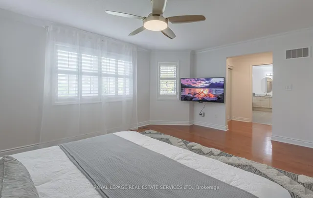 Additional image 32 of 5651 Roseville Crt