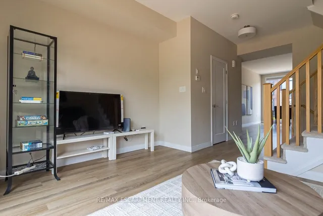 Additional image 20 of 270 Melvin Ave Unit 13