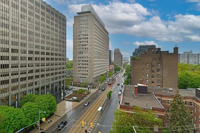 Additional image 35 of 1 Deer Park Cres Unit 905