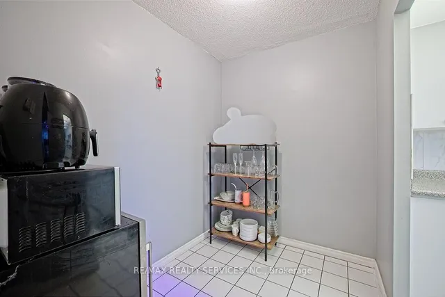 Additional image 9 of 4 Lisa St Unit 714