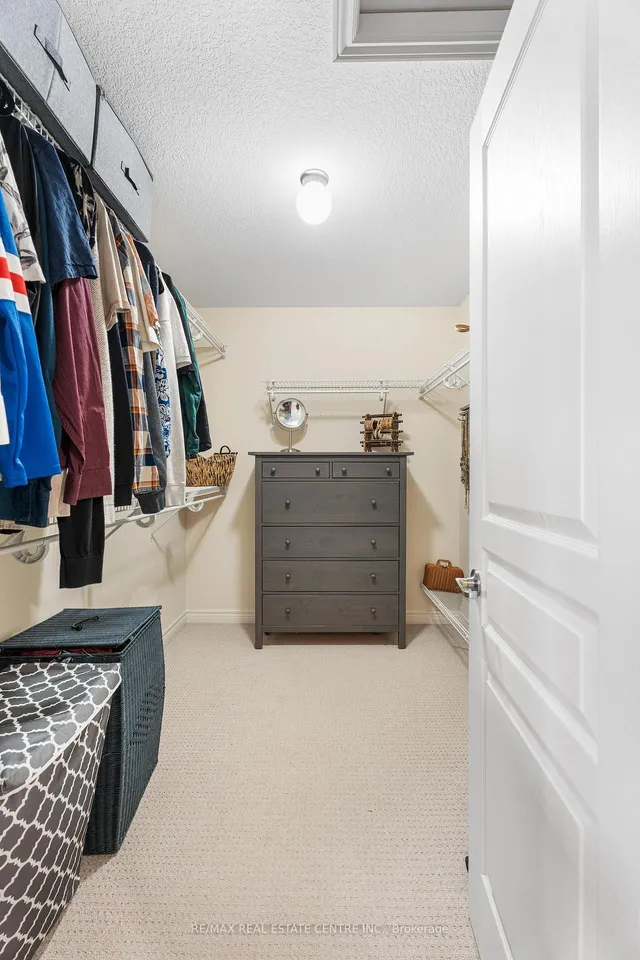 Additional image 24 of 22 Creek Ridge St