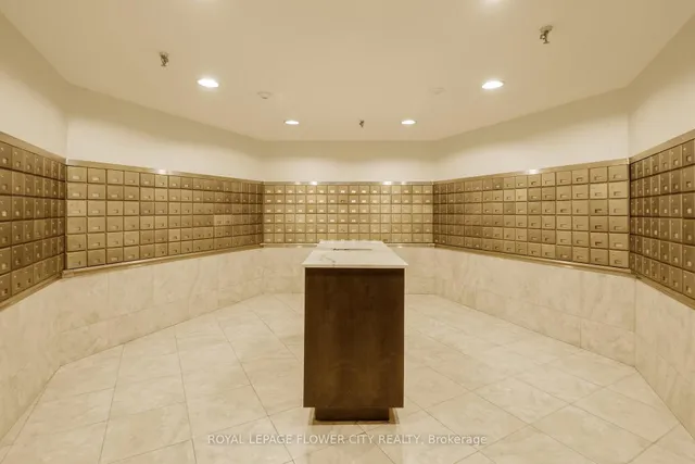 Additional image 42 of 1333 Bloor St Unit 1102