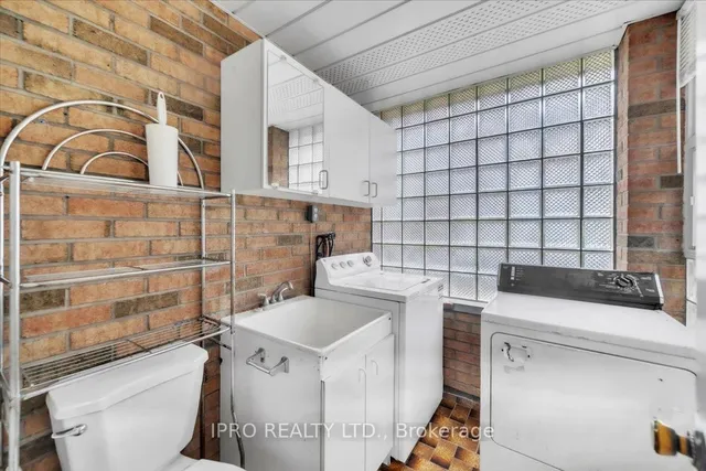 Additional image 9 of 562 harvie Ave