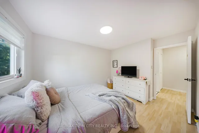 Additional image 15 of 391 Pioneer Dr Unit 3