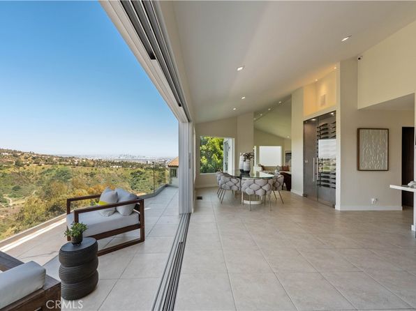 1680 Summitridge Dr, Beverly Hills, CA 90210