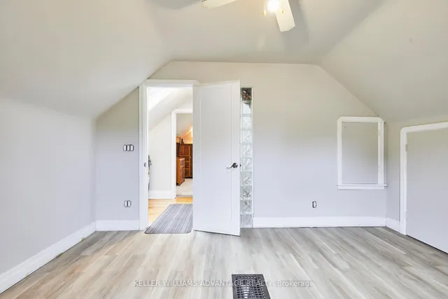 Additional image 21 of 128 Harewood Ave