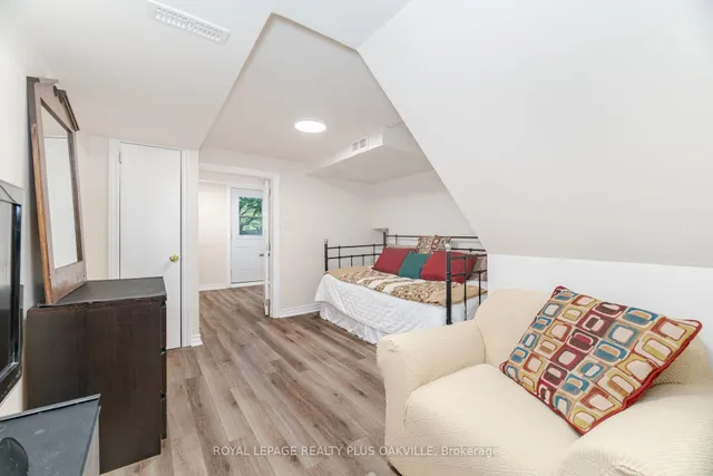 Additional image 44 of 1294 Hammond St