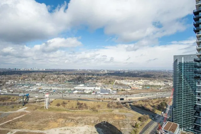 Additional image 31 of 70 Annie Craig Dr Unit 3602