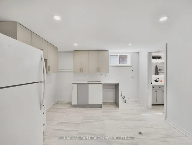 Additional image 40 of 180 East 32nd St