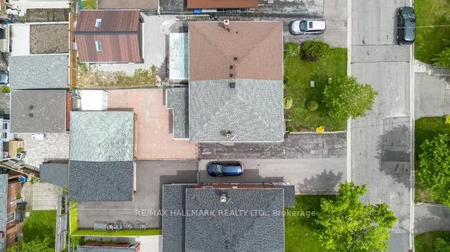 Additional image 29 of 35 Clairton Cres