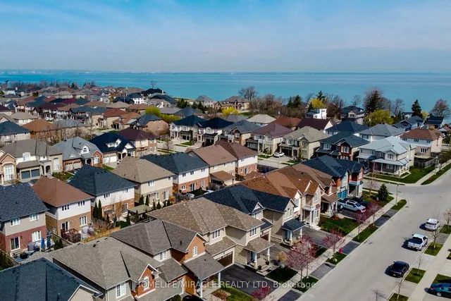 Additional image 7 of 185 Palacebeach Tr