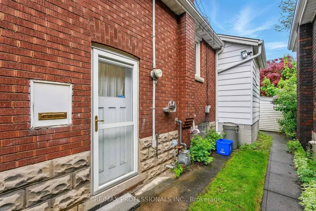 Additional image 44 of 261 Wexford Ave