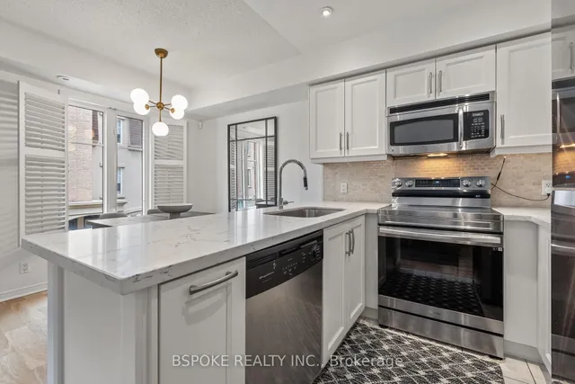 Additional image 7 of 46 Western Battery Rd Unit 834