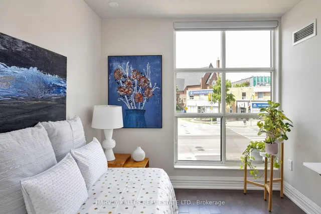 Additional image 35 of 3085 Bloor St Unit 212