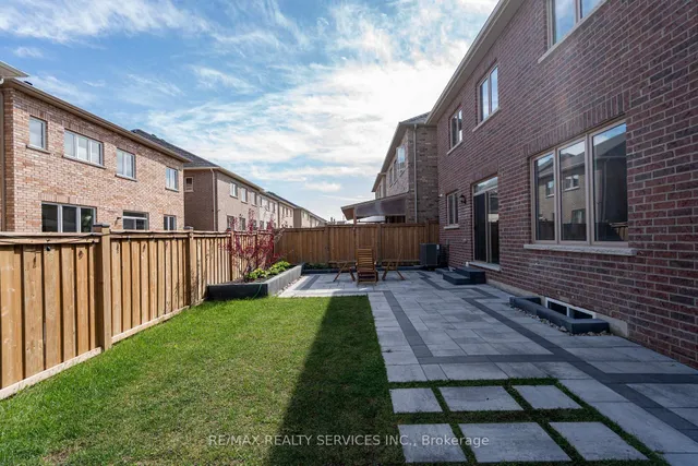 Additional image 47 of 105 Benhurst Cres