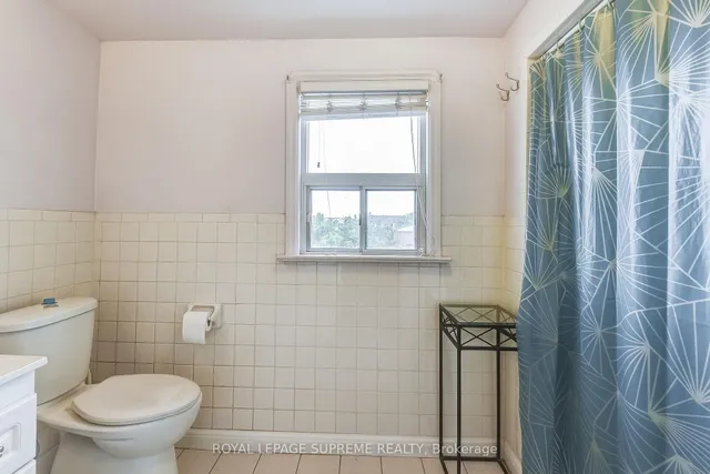 Additional image 23 of 66 Cartwright Ave