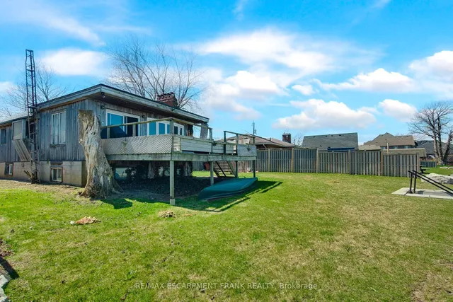 Additional image 38 of 56 SEABREEZE Cres