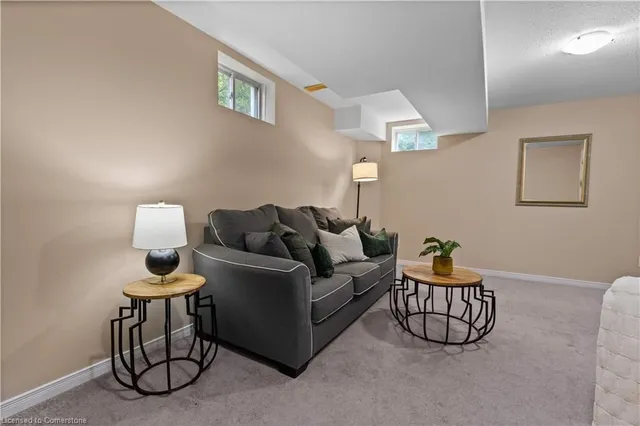 Additional image 33 of 276 Clifton Rd