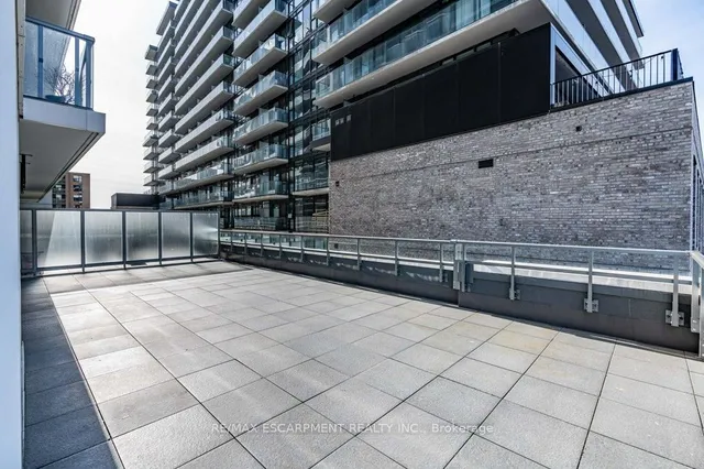 Additional image 25 of 212 King William St Unit 415