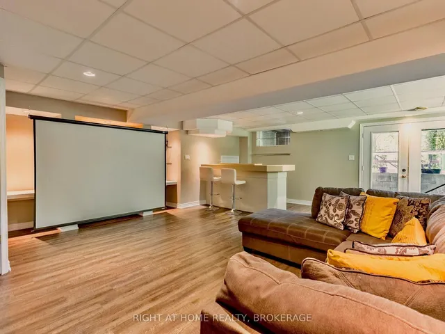 Additional image 42 of 774 Old Dundas Rd