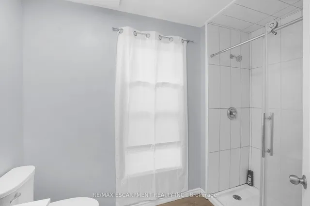 Additional image 15 of 11 Wright Ave