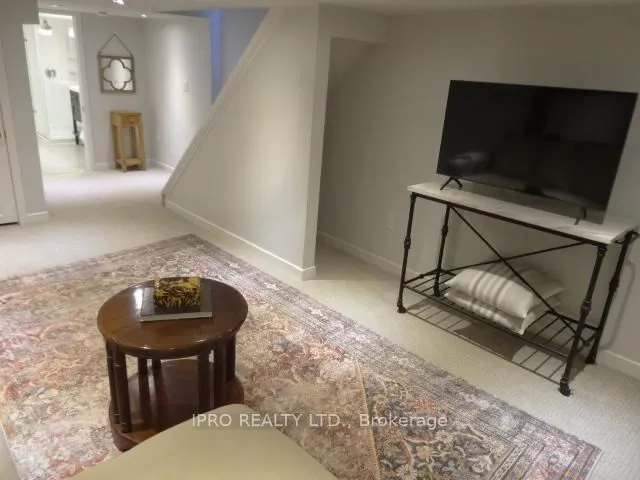 Additional image 29 of 86 Bertmount Ave