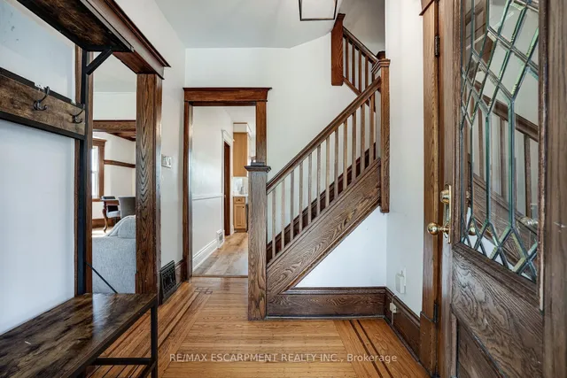 Additional image 6 of 64 South Oval St