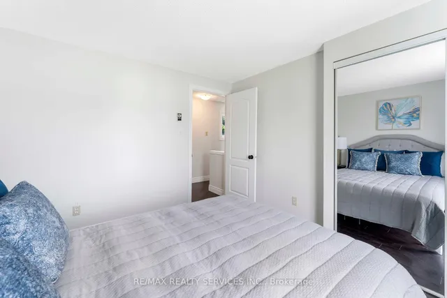 Additional image 13 of 8 Heatherside Crt