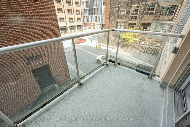 Additional image 30 of 230 King St Unit 318